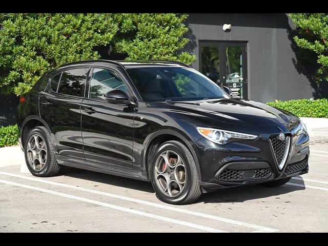 2022 Alfa Romeo Stelvio Ti