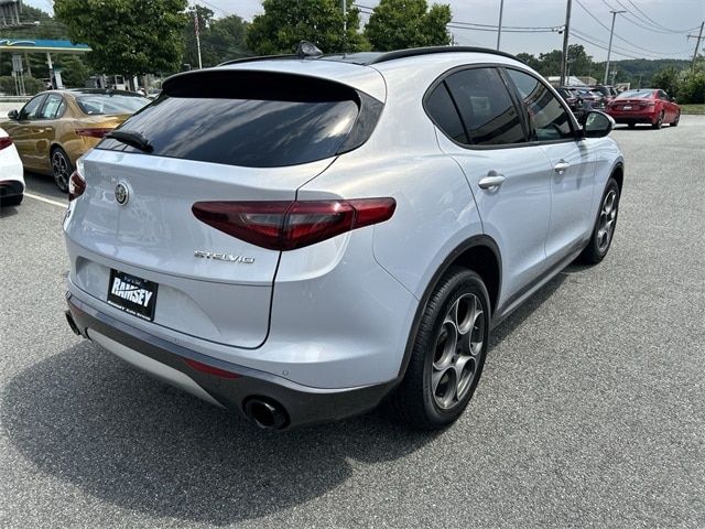 2022 Alfa Romeo Stelvio Ti