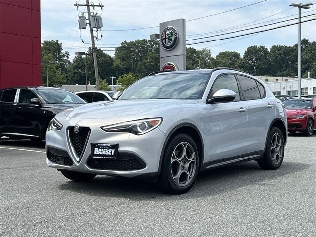 2022 Alfa Romeo Stelvio Ti