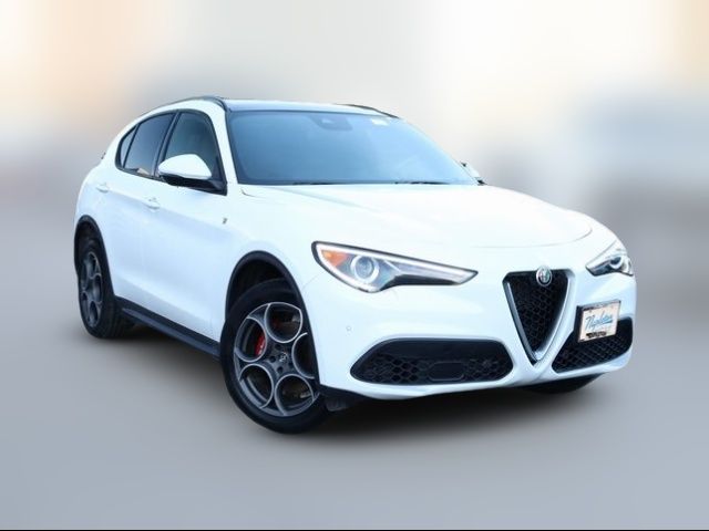 2022 Alfa Romeo Stelvio Ti