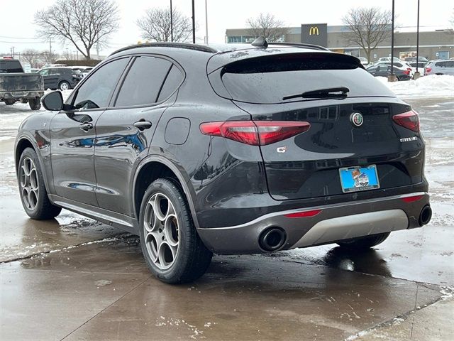 2022 Alfa Romeo Stelvio Ti