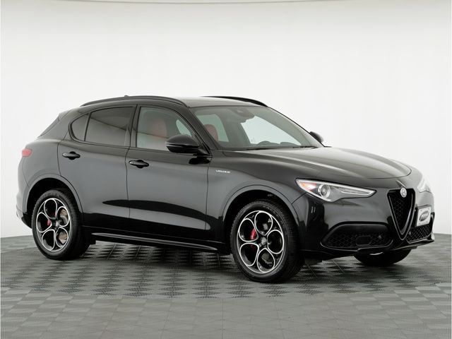 2022 Alfa Romeo Stelvio Veloce