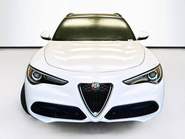 2022 Alfa Romeo Stelvio Ti