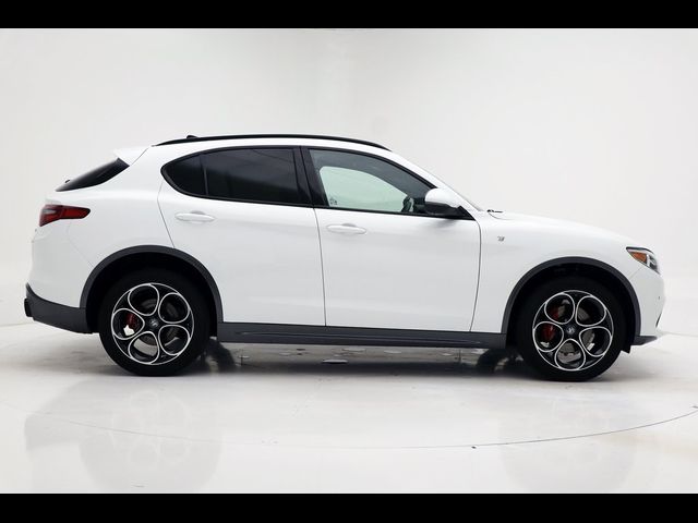 2022 Alfa Romeo Stelvio Ti