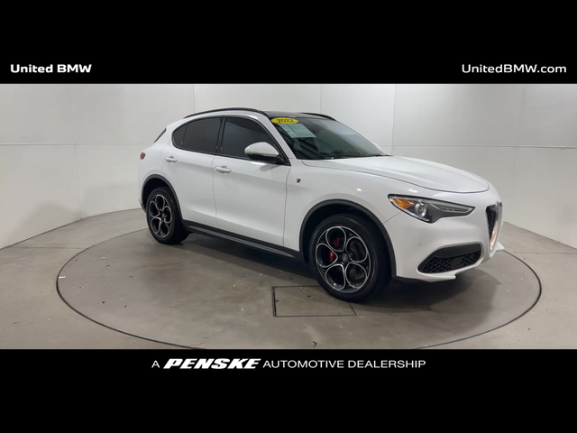 2022 Alfa Romeo Stelvio Ti