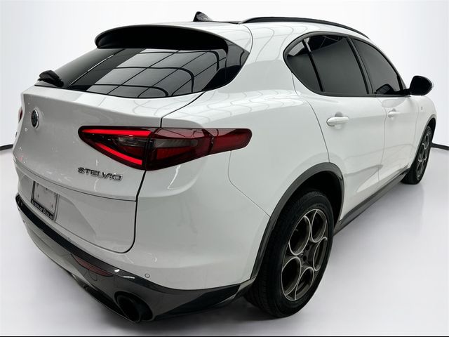 2022 Alfa Romeo Stelvio Ti