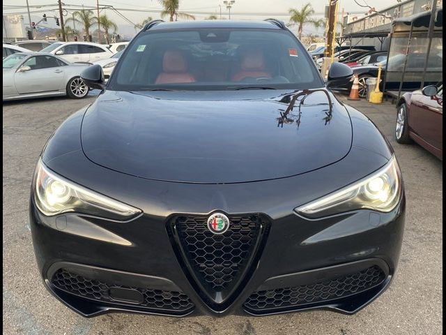 2022 Alfa Romeo Stelvio Veloce