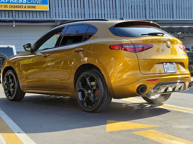 2022 Alfa Romeo Stelvio Veloce