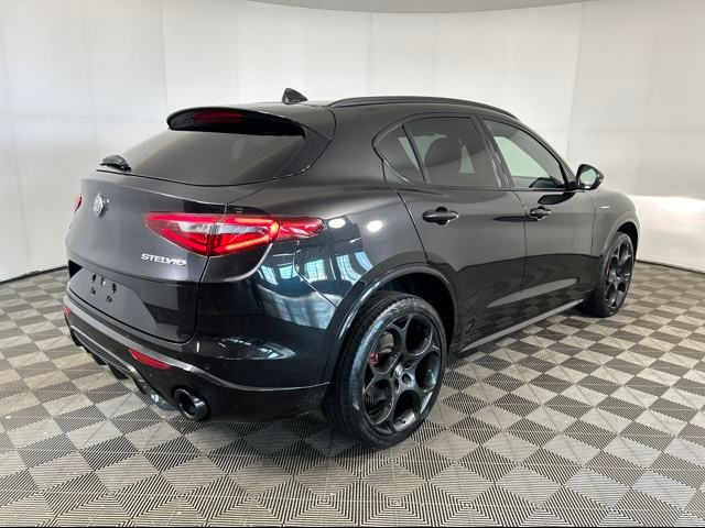 2022 Alfa Romeo Stelvio Veloce