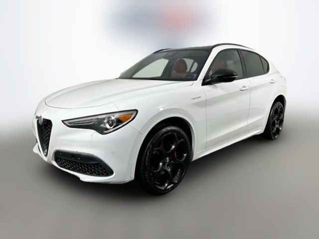 2022 Alfa Romeo Stelvio Veloce