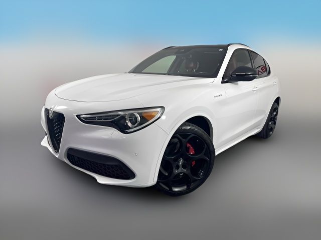 2022 Alfa Romeo Stelvio Veloce