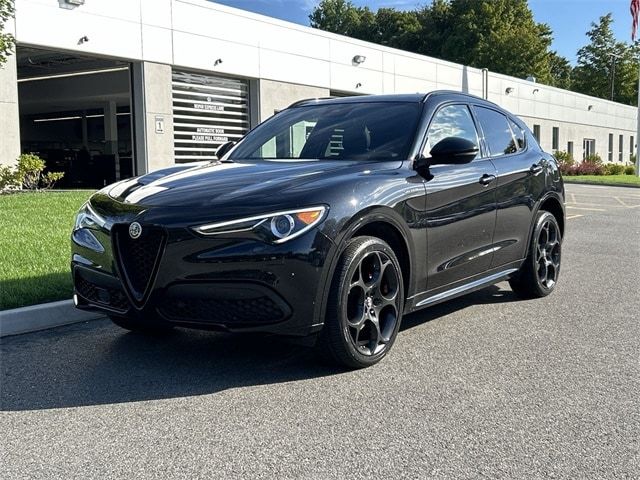 2022 Alfa Romeo Stelvio Veloce