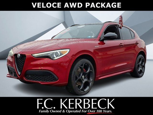 2022 Alfa Romeo Stelvio Veloce