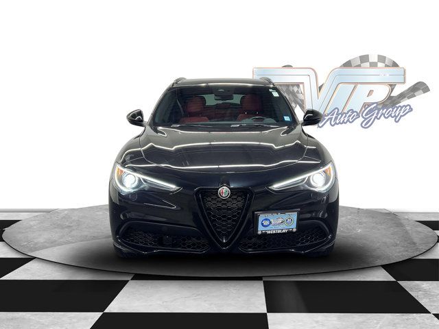 2022 Alfa Romeo Stelvio Veloce