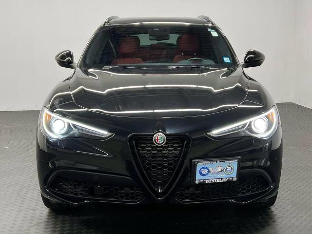 2022 Alfa Romeo Stelvio Veloce