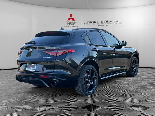 2022 Alfa Romeo Stelvio Veloce