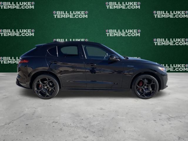 2022 Alfa Romeo Stelvio Veloce