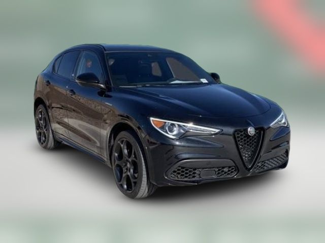 2022 Alfa Romeo Stelvio Veloce