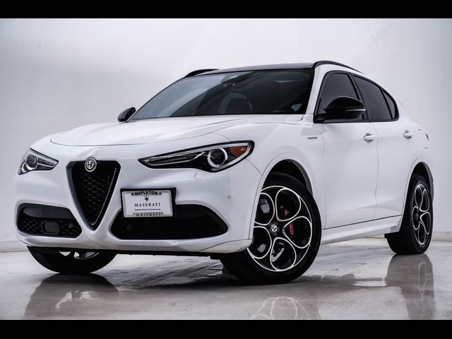 2022 Alfa Romeo Stelvio Veloce