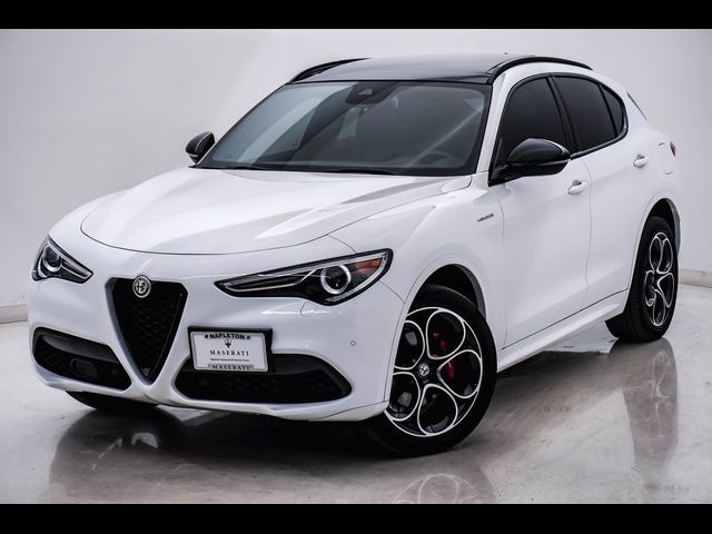 2022 Alfa Romeo Stelvio Veloce