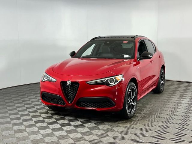 2022 Alfa Romeo Stelvio Veloce