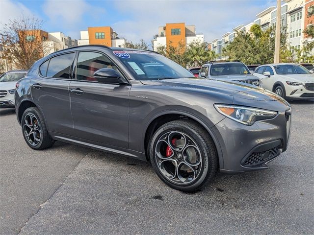 2022 Alfa Romeo Stelvio Veloce