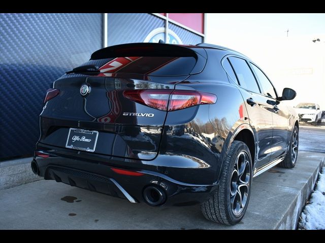 2022 Alfa Romeo Stelvio Veloce