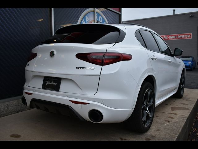 2022 Alfa Romeo Stelvio Veloce