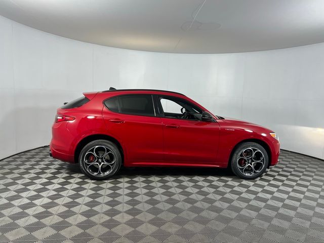 2022 Alfa Romeo Stelvio Veloce