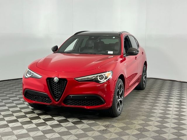 2022 Alfa Romeo Stelvio Veloce