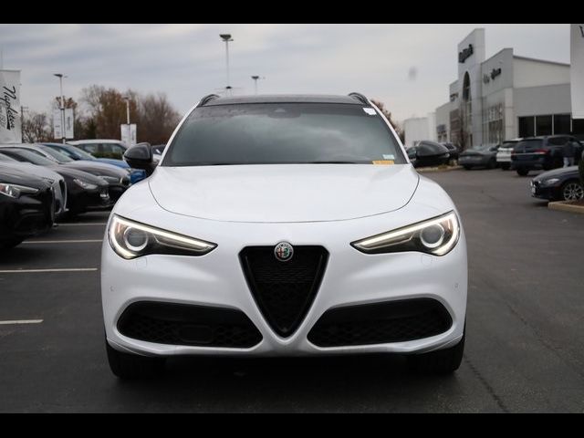 2022 Alfa Romeo Stelvio Veloce