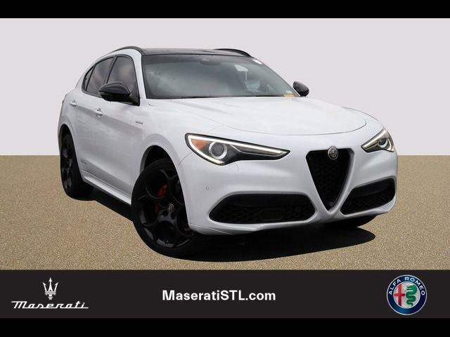 2022 Alfa Romeo Stelvio Veloce