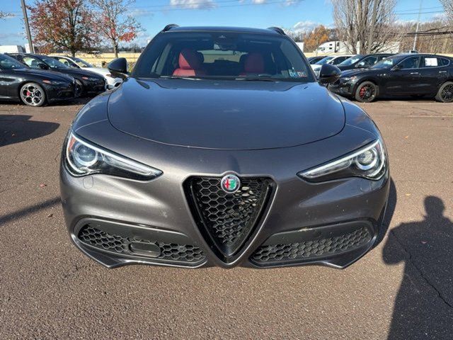 2022 Alfa Romeo Stelvio Veloce Ti