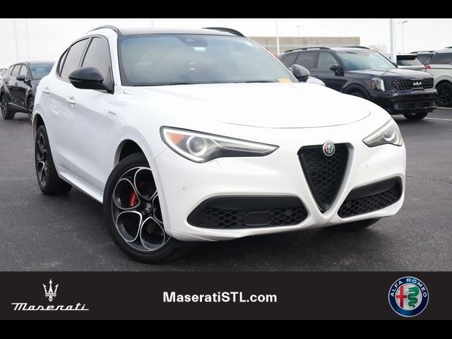 2022 Alfa Romeo Stelvio Veloce