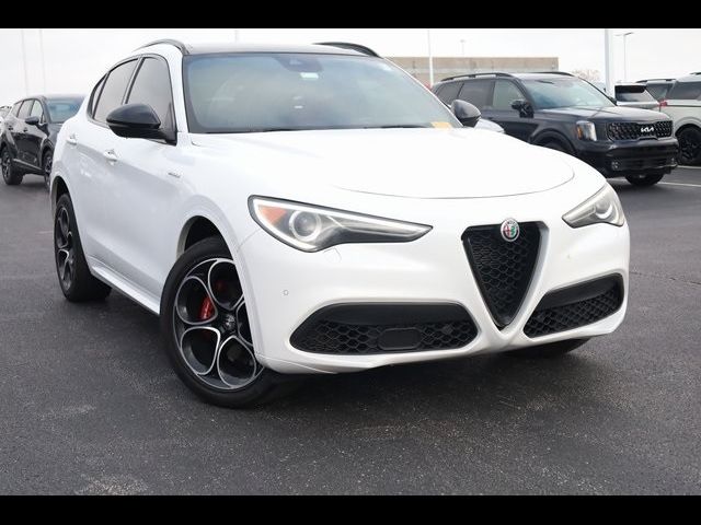 2022 Alfa Romeo Stelvio Veloce