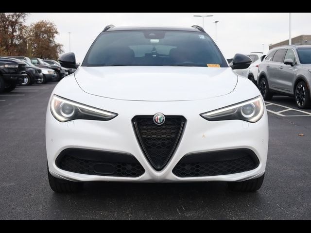 2022 Alfa Romeo Stelvio Veloce