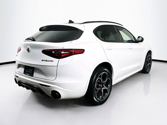 2022 Alfa Romeo Stelvio Veloce