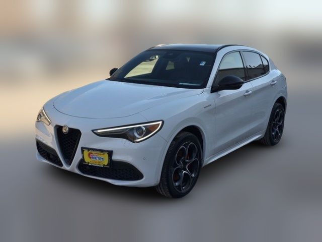 2022 Alfa Romeo Stelvio Veloce