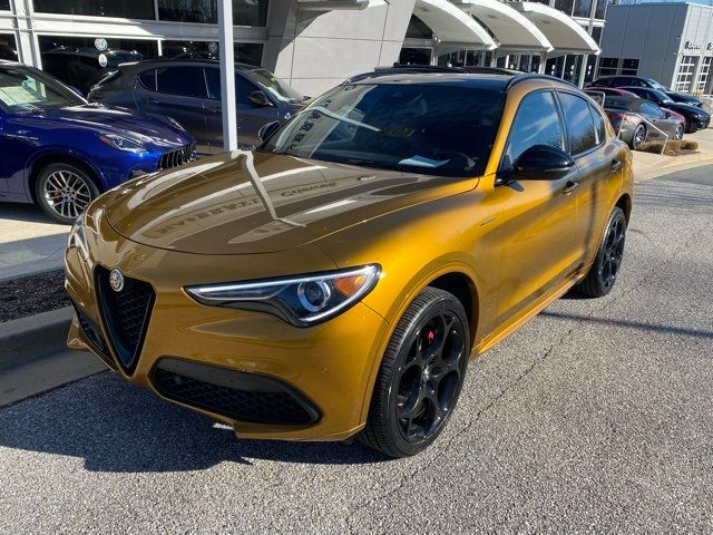 2022 Alfa Romeo Stelvio Veloce