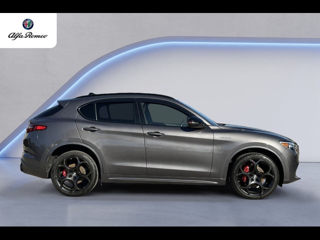 2022 Alfa Romeo Stelvio Veloce