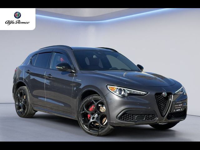 2022 Alfa Romeo Stelvio Veloce