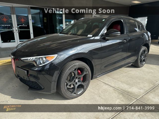 2022 Alfa Romeo Stelvio Veloce