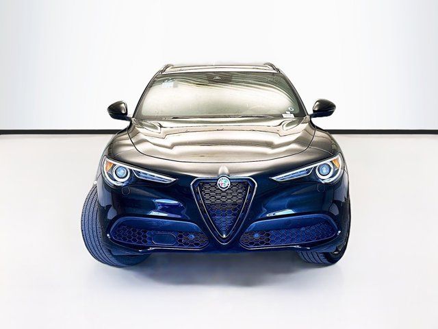 2022 Alfa Romeo Stelvio Veloce