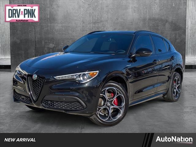 2022 Alfa Romeo Stelvio Veloce