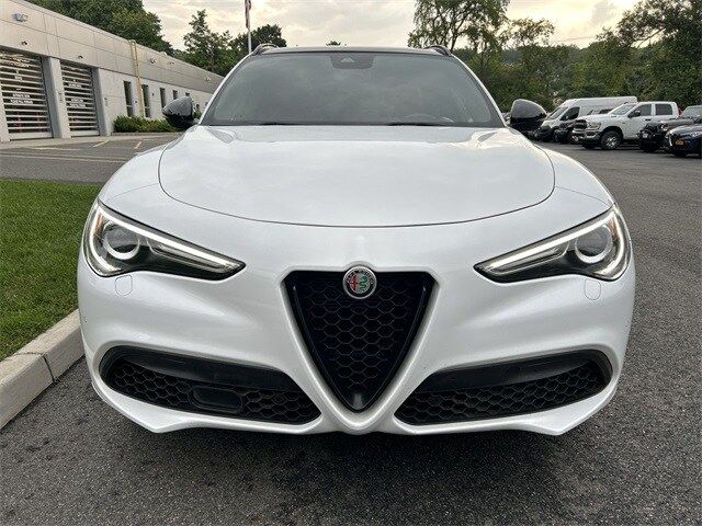 2022 Alfa Romeo Stelvio Veloce