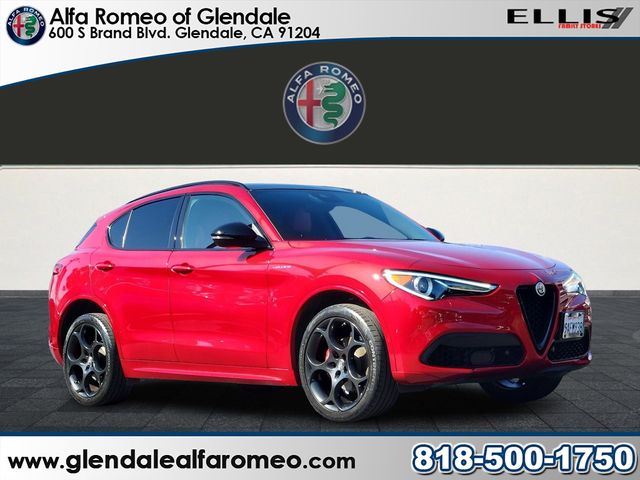 2022 Alfa Romeo Stelvio Veloce