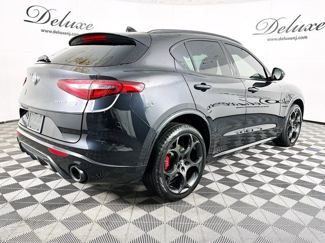 2022 Alfa Romeo Stelvio Veloce