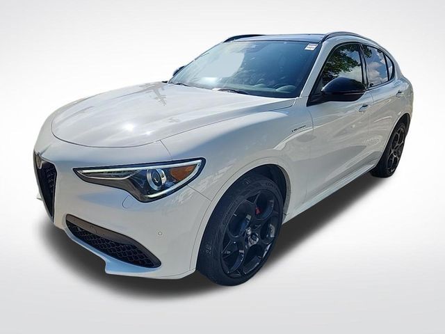 2022 Alfa Romeo Stelvio Veloce