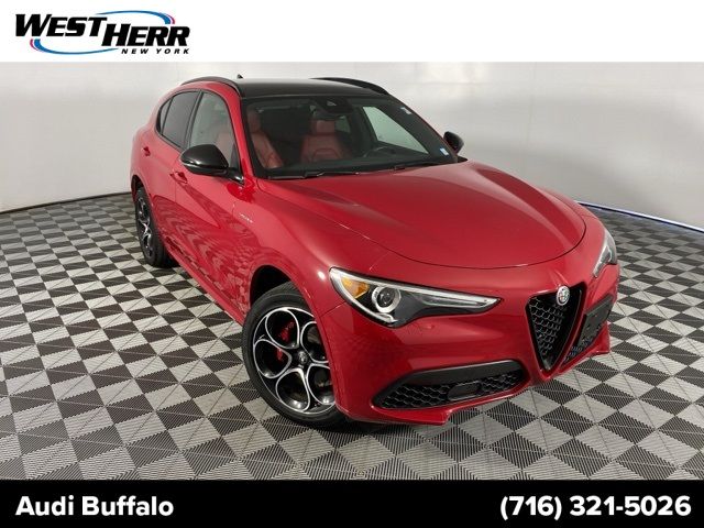 2022 Alfa Romeo Stelvio Veloce