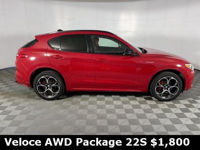 2022 Alfa Romeo Stelvio Veloce